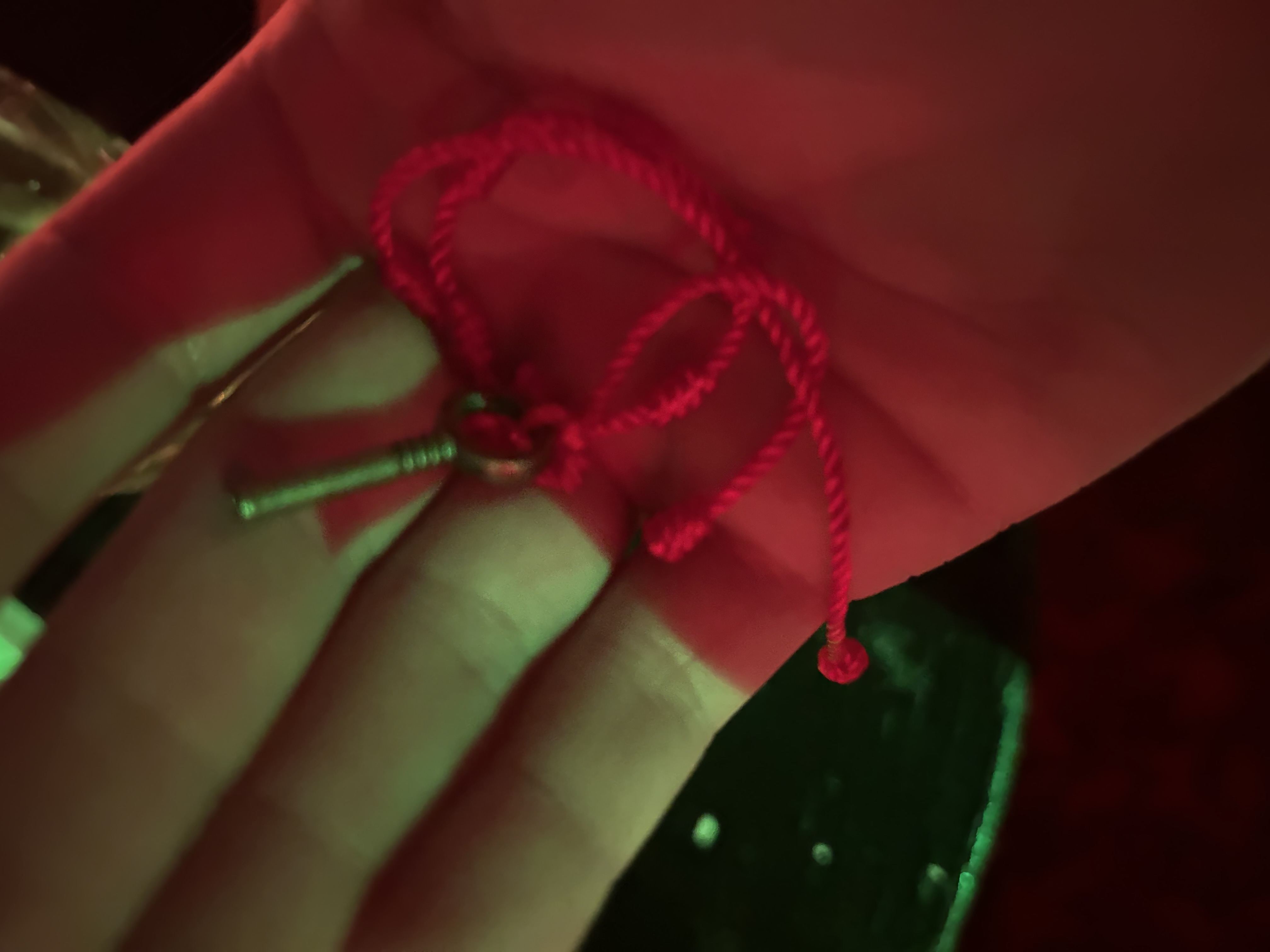 Scena XIII - Il Destino di un Filo Rosso